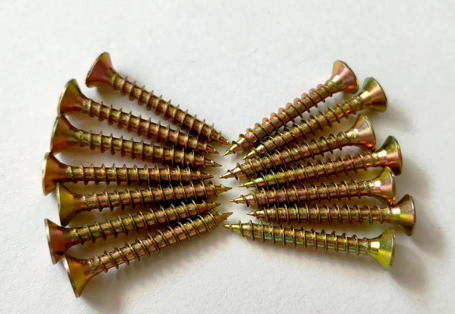 Best Yellow DIN 7505 Standard Chipboard Screws for Chipboard Furniture with Full Thread5.jpg Best Yellow DIN 7505 Standard Chipboard Screws for Chipboard Furniture with Full Thread5.jpg